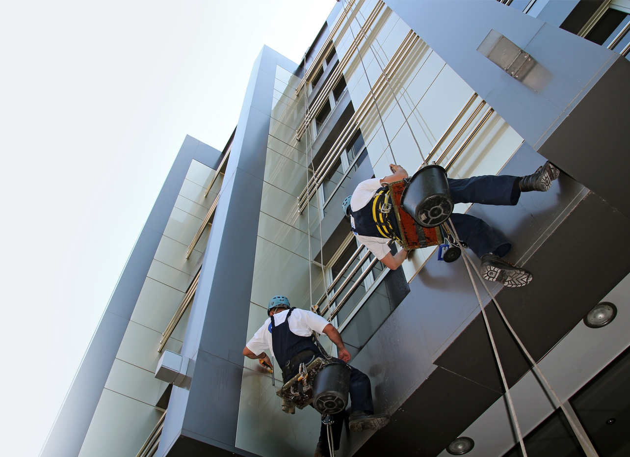 Mycie bloków, elewacji bloku – czysto, schludnie, z klasą